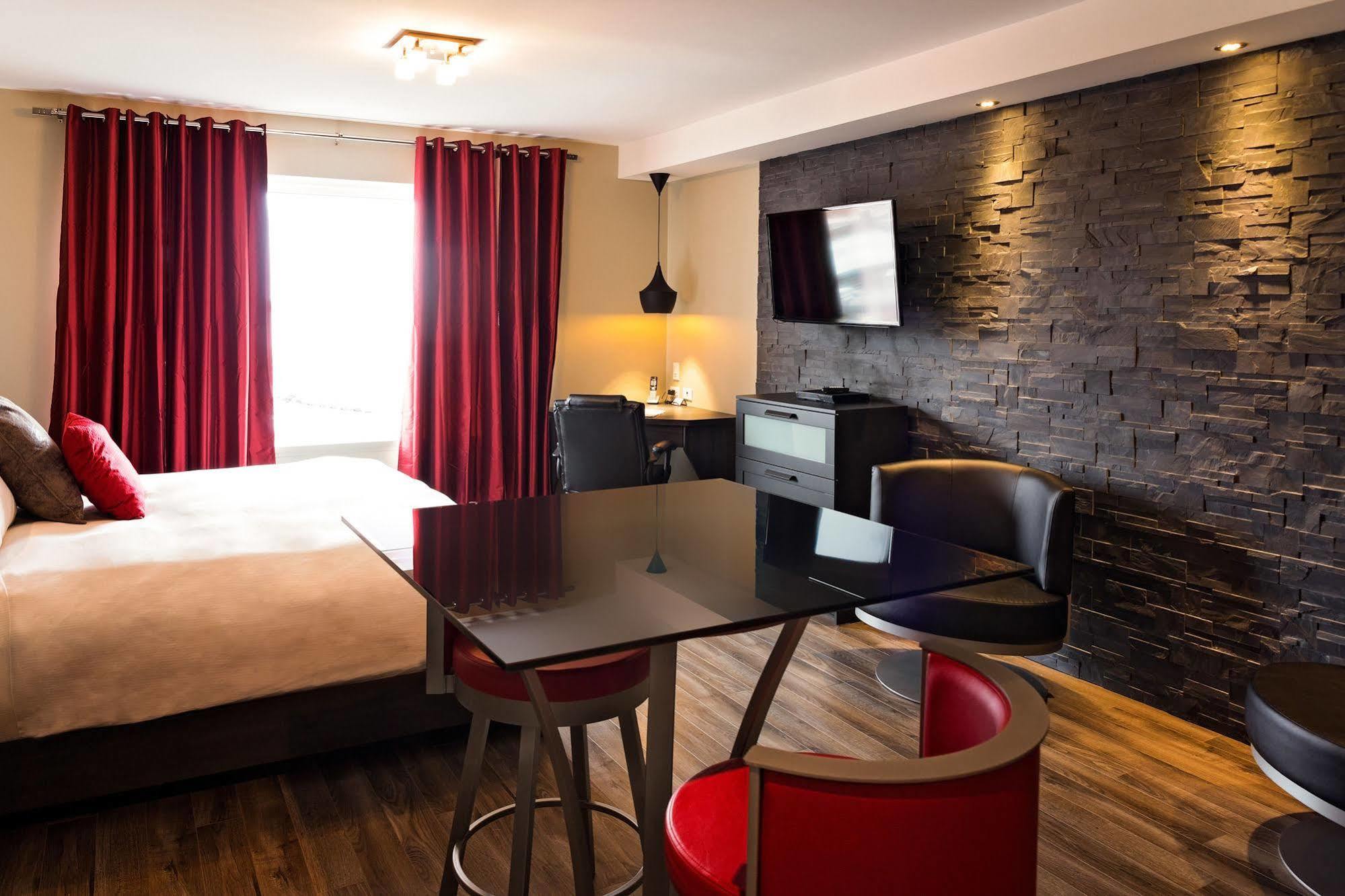 Hotel Saint-Germain Rimouski Ngoại thất bức ảnh