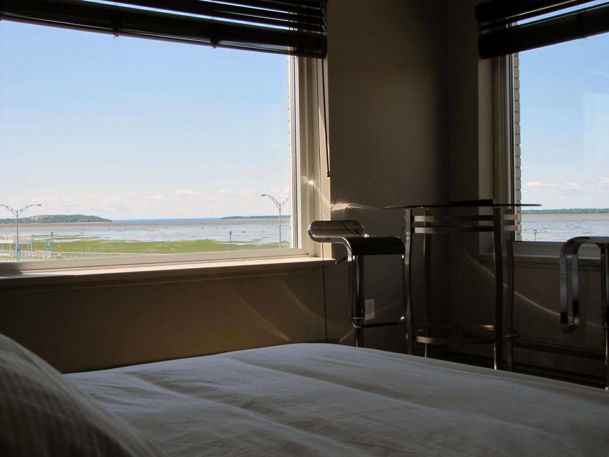Hotel Saint-Germain Rimouski Ngoại thất bức ảnh