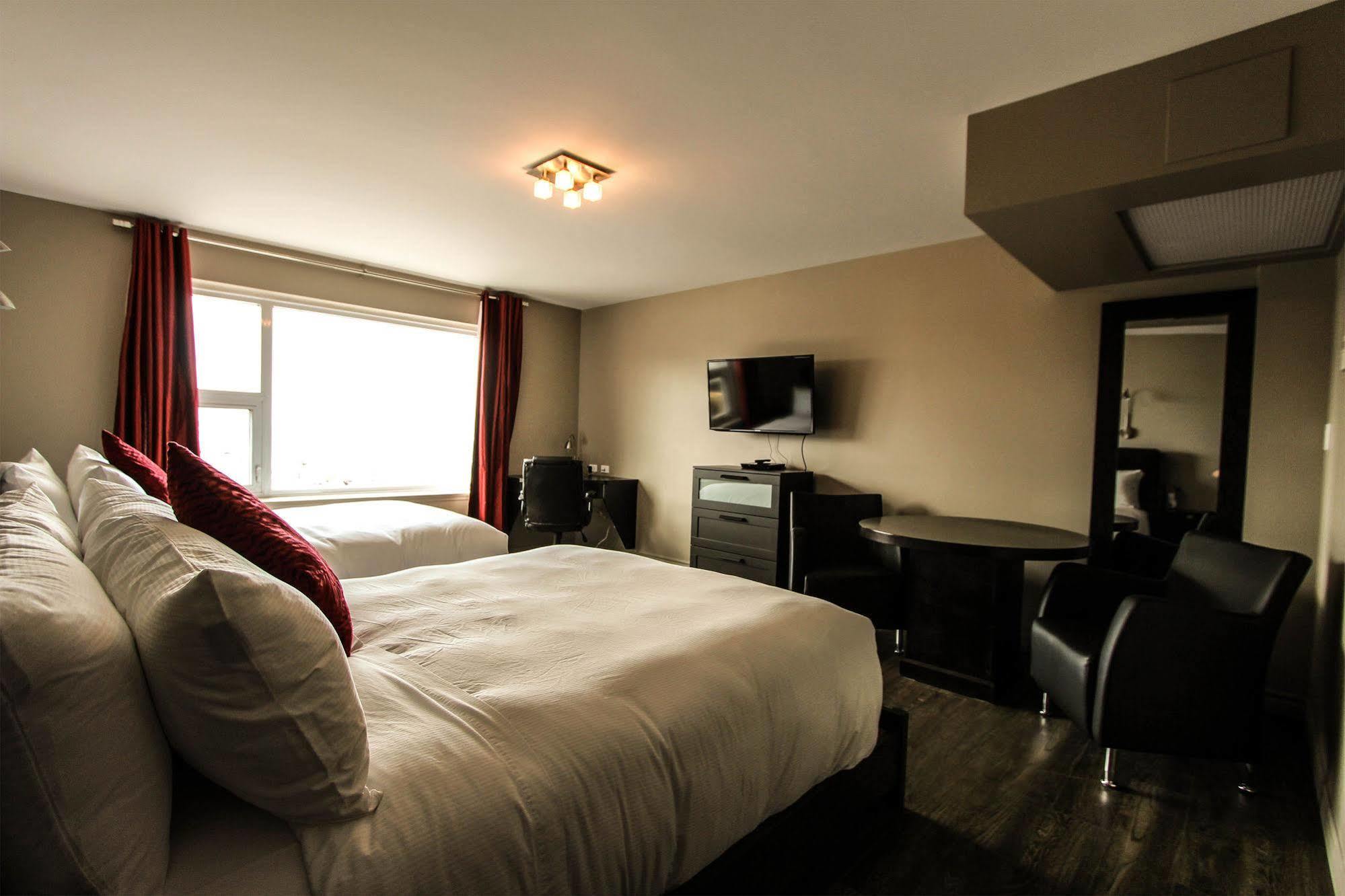 Hotel Saint-Germain Rimouski Ngoại thất bức ảnh