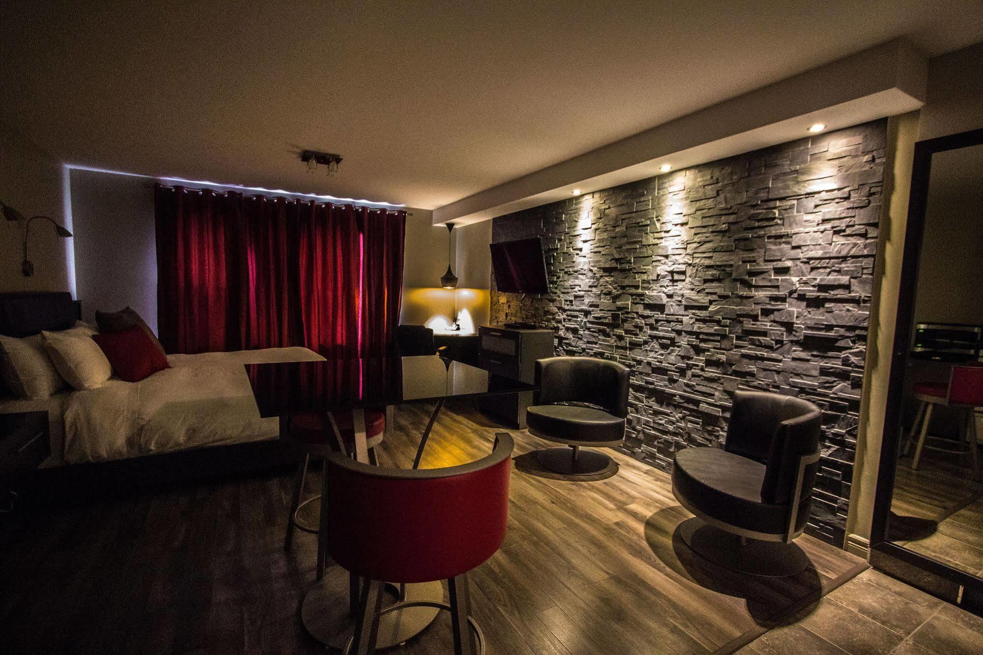 Hotel Saint-Germain Rimouski Ngoại thất bức ảnh